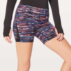 NWOT Lululemon Train Times Shorts 6”